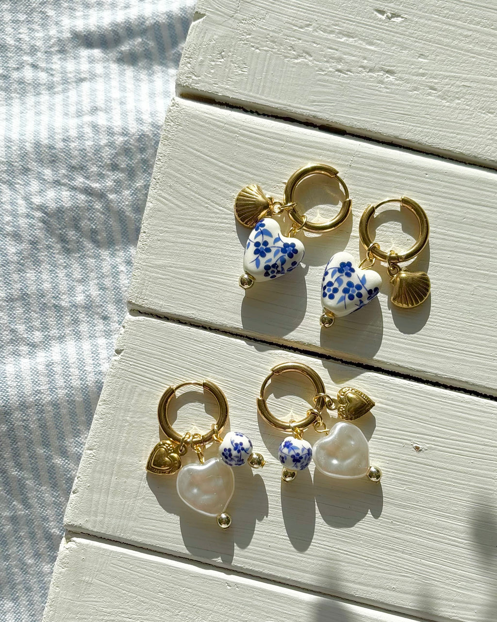 Charm korvakorut